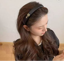 Load image into Gallery viewer, Camellia Headband, Camellia Hair Accessory, Korean Style Headband, Camellia Gift for her
