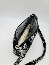 Load image into Gallery viewer, NFL Las Vegas Raiders Crossbody bag, Raiders Purse, Raiders shoulder bag, LV Raiders
