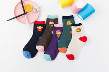 Load image into Gallery viewer, 4 Pairs- Fun Drawing Pastel Socks
