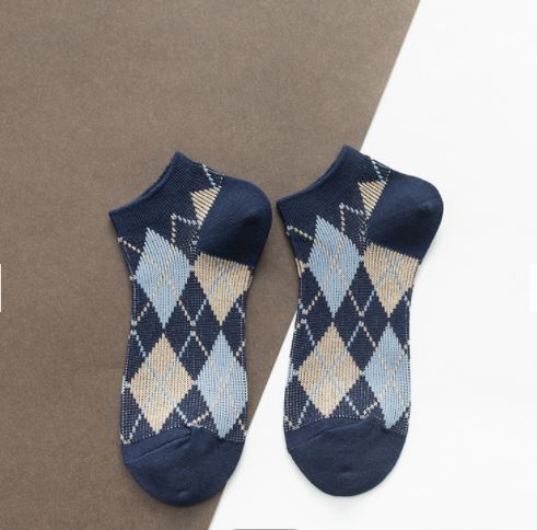 Diamond Pattern Ankle Socks