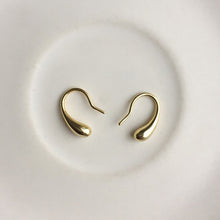 Load image into Gallery viewer, Waterdrop Gold Silver Earrings
