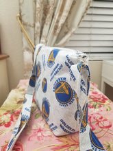 Load image into Gallery viewer, Hand made Golden State Warriors Crossbody Bag, Warriors Messenger Bag, Warriors Purse
